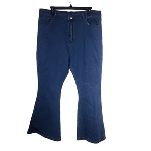 Shein Curve Women's Size 3XL Bell Bottom Blue Denim Jeans Gently Used